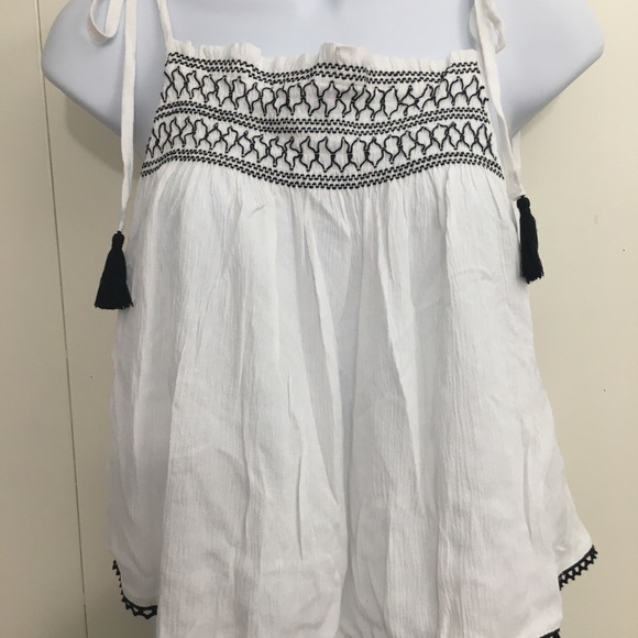 Forever 21 Tops - Forever 21 small white & navy tassel tie tank top